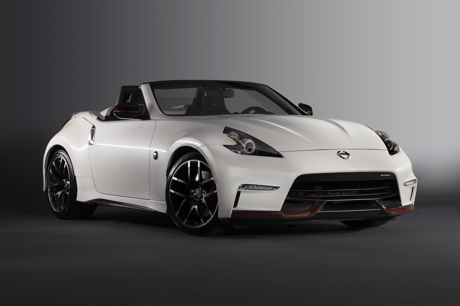 Nissan 370Z NISMO Roadster concept photo gallery Autocar India