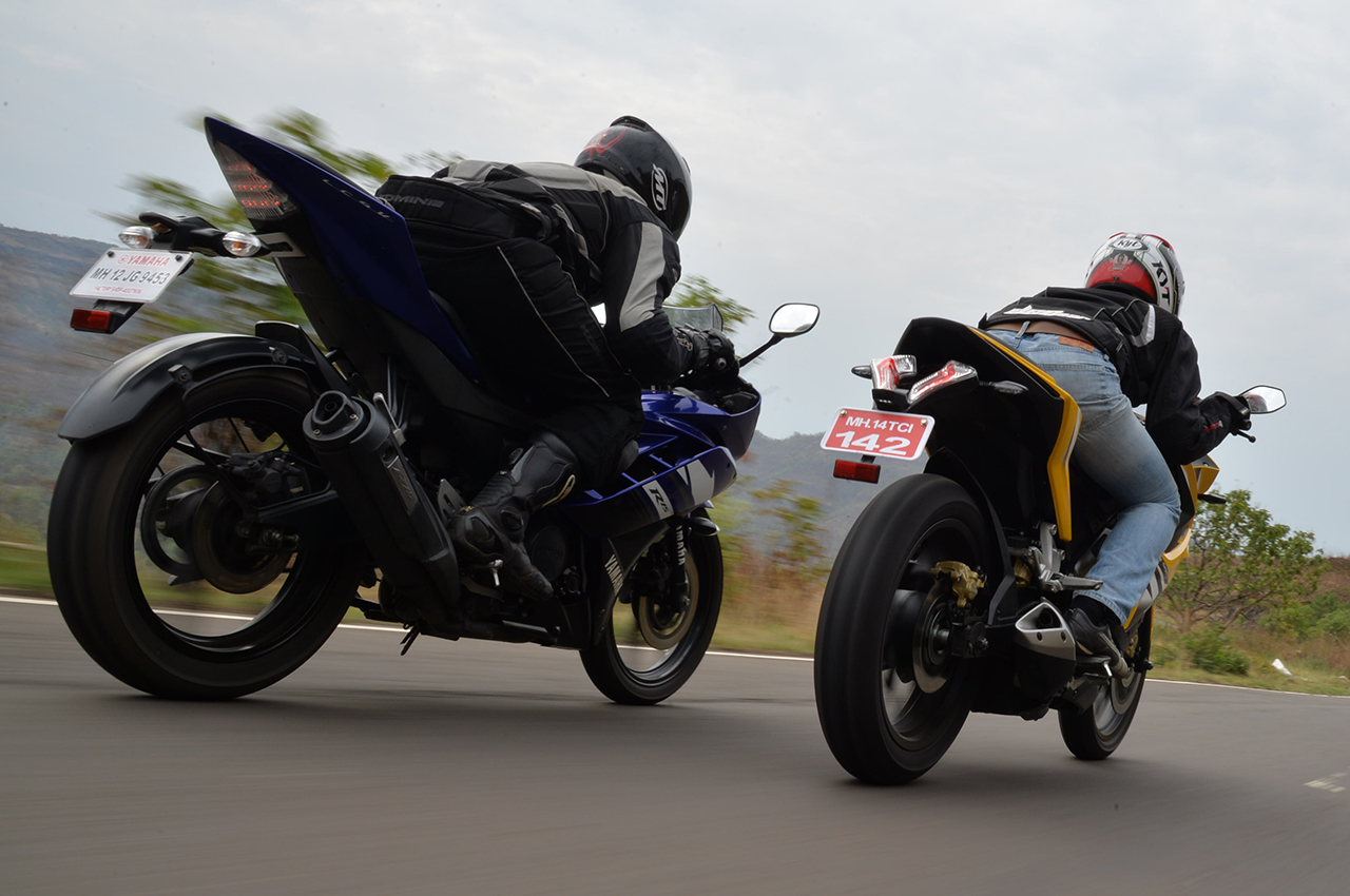 Bajaj Pulsar RS 200 Vs Yamaha YZF R15 Photo Gallery Autocar India