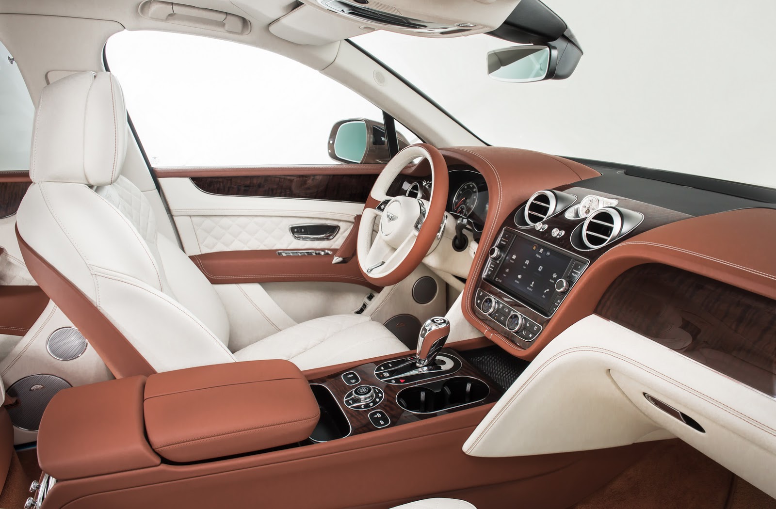 Bentley Bentayga Suv Photo Gallery Autocar India