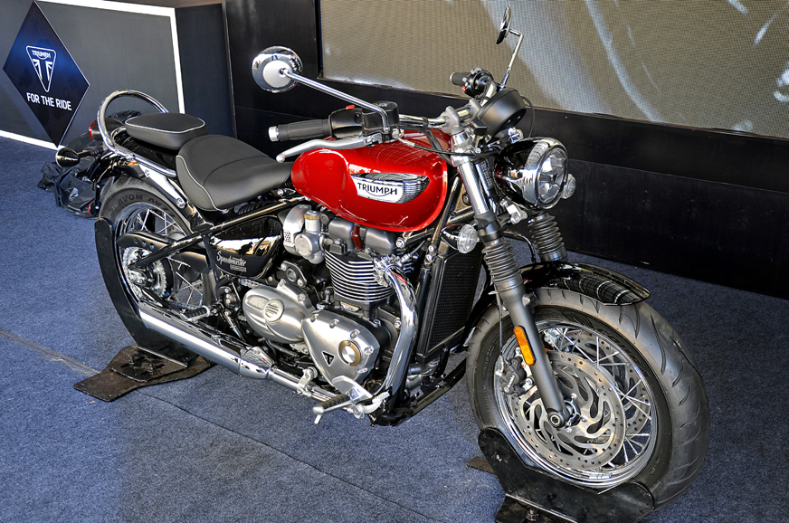 2018 triumph speedmaster specs