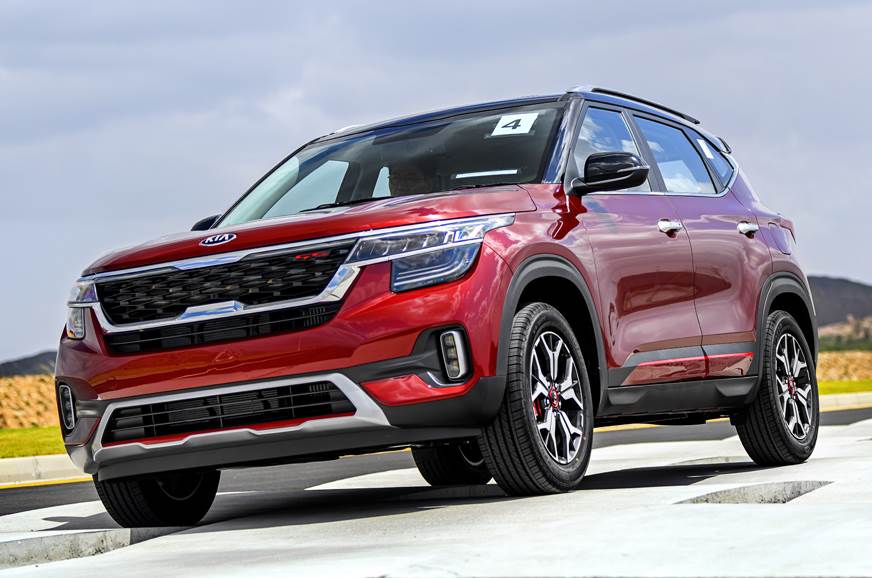 Kia Seltos red front static