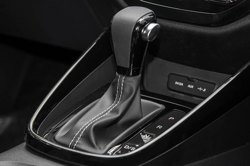 MG Hector petrol-automatic DCT gearbox