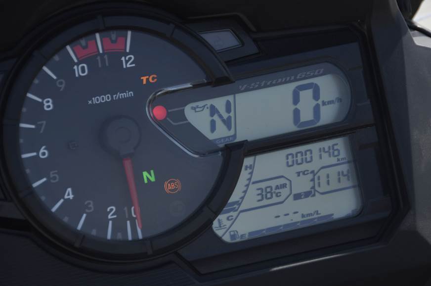 2018 Suzuki V-Strom 650XT instrument cluster