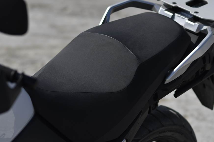 2018 Suzuki V-Strom 650XT seat