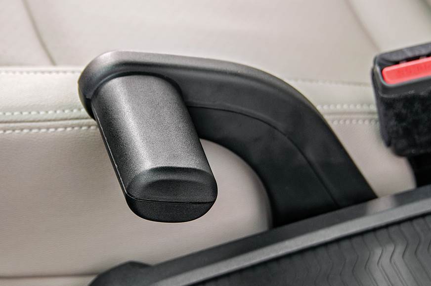 Mahindra Marazzo hand brake Mahindra Marazzo hand brake