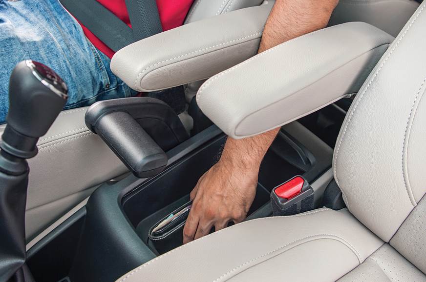 Mahindra Marazzo storage Mahindra Marazzo storage