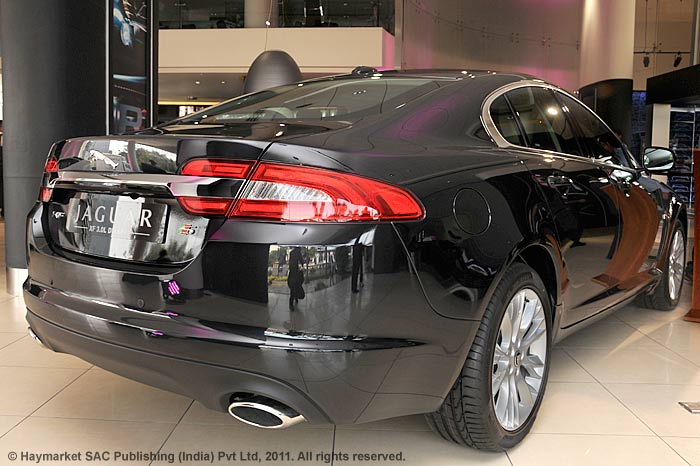 Face-lifted Jaguar XF is here - Image 2