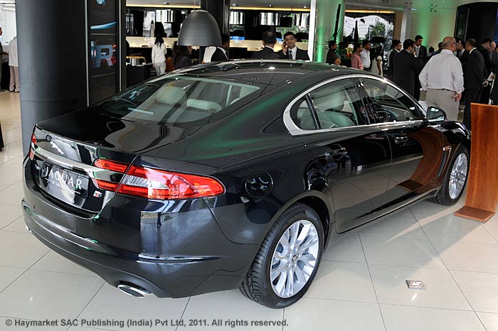 Face-lifted Jaguar XF is here - Image 3