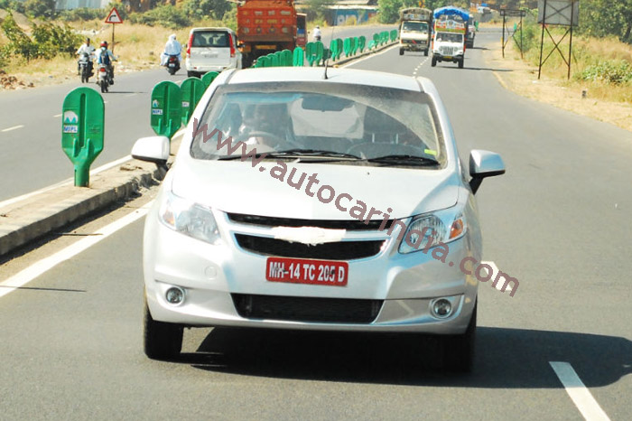 SCOOP! Chevrolet Sail Spy pics