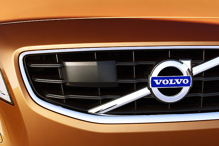 Volvo seeks partner for small cars