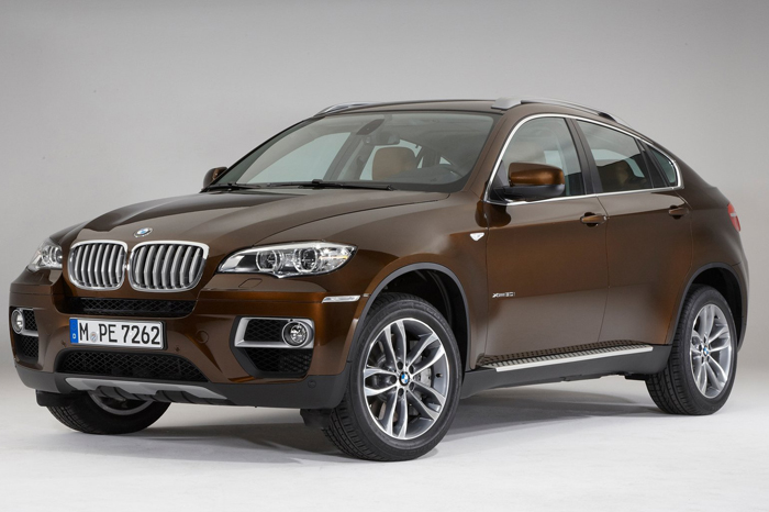 Facelifted BMW X6 revealed