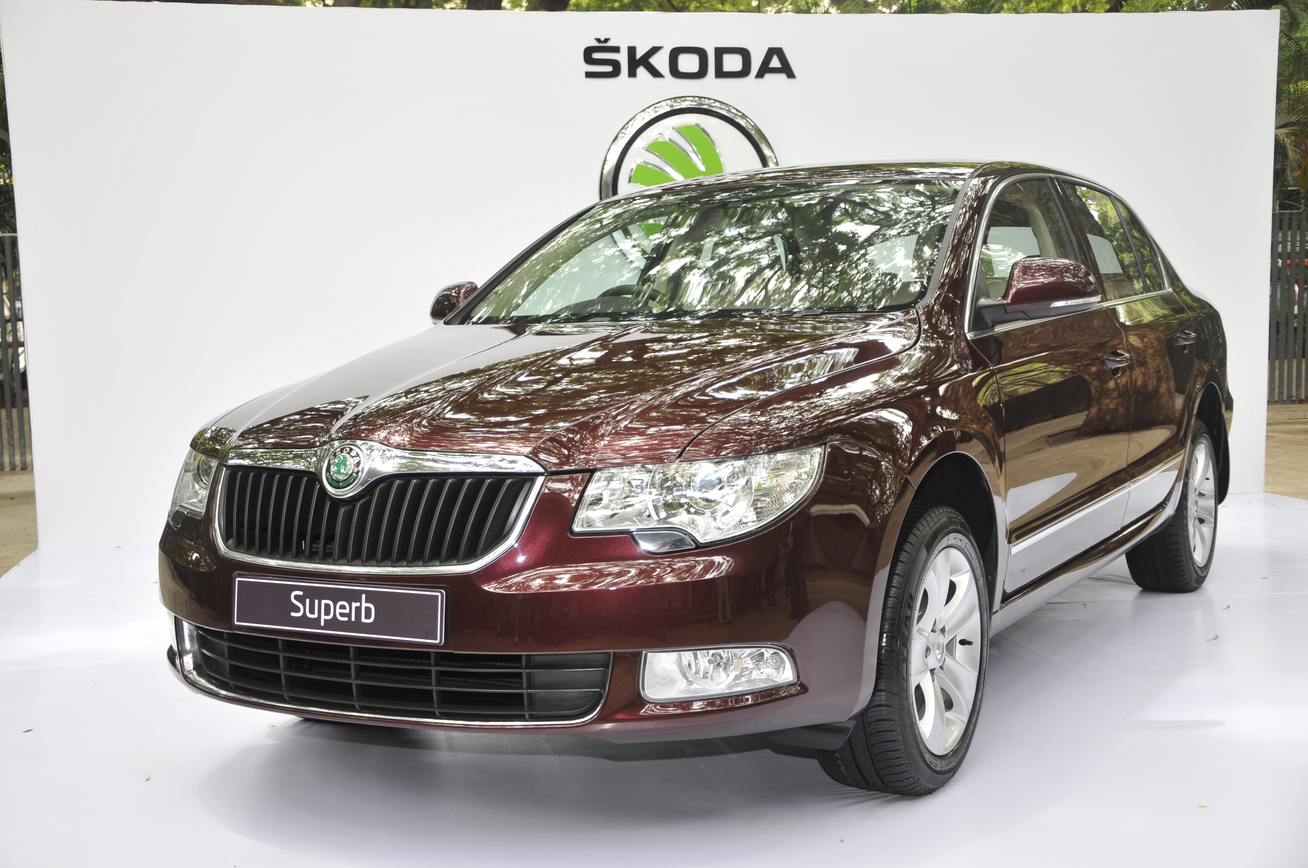 Skoda launches Superb Ambition - Image 1
