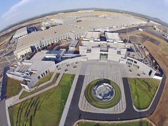 Daimler India inaugurates new plant at Oragadam - Image 2