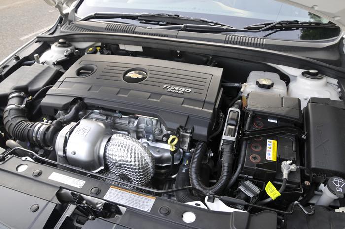 Updated Chevrolet Cruze launched - Image 2