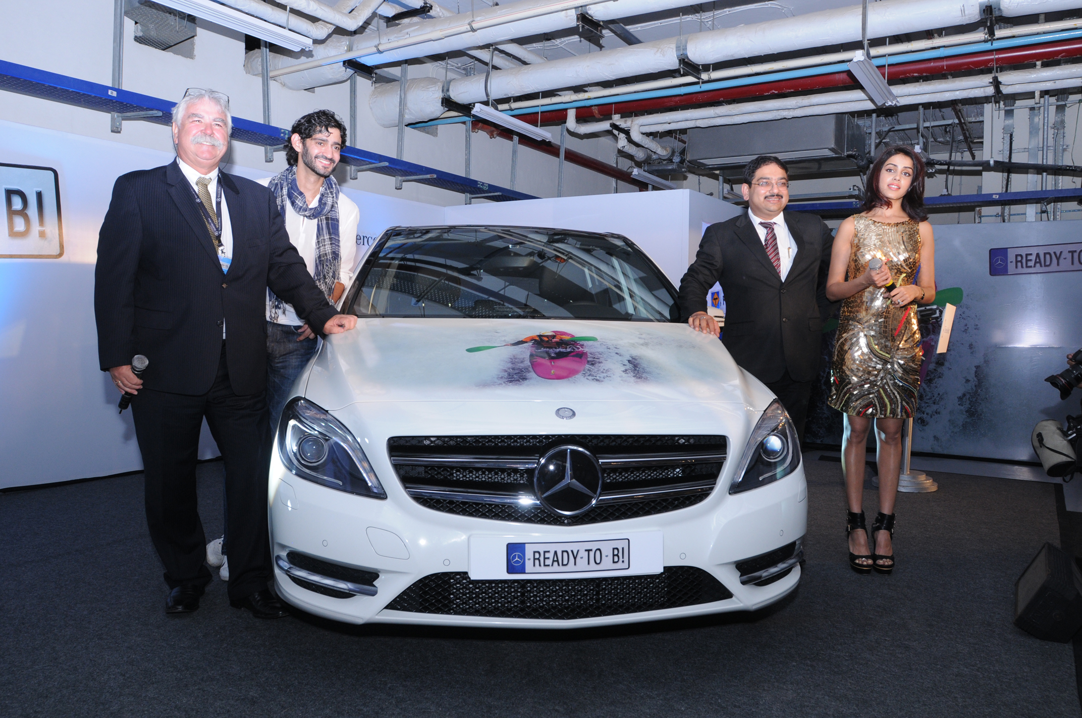 Mercedes showcases B-Class 