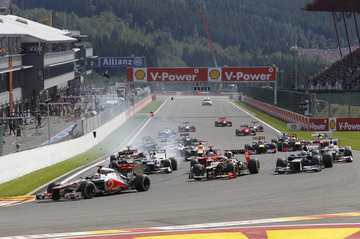 Button dominates dramatic Belgian GP