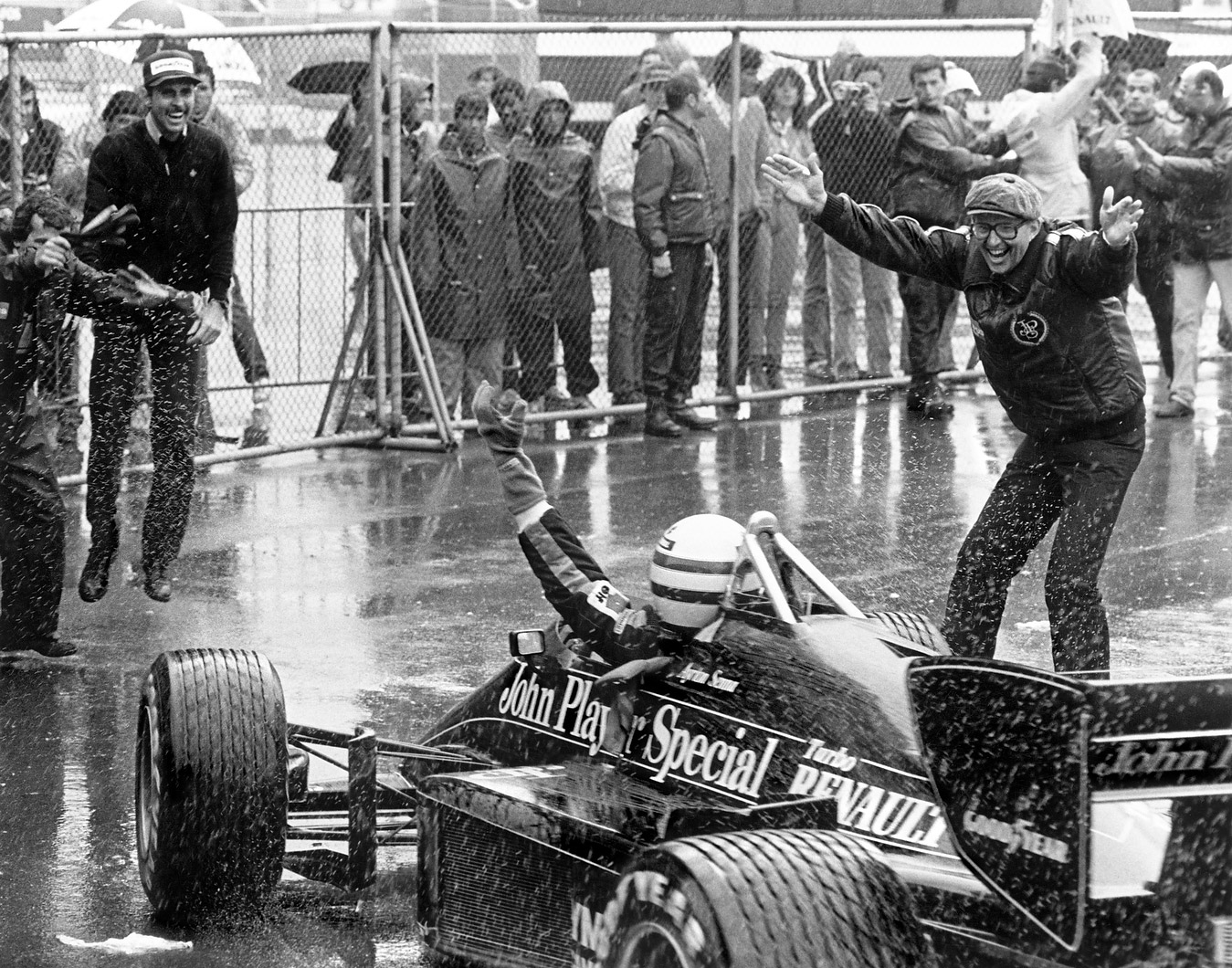 Picture special: Ayrton Senna in F1 - Image 2