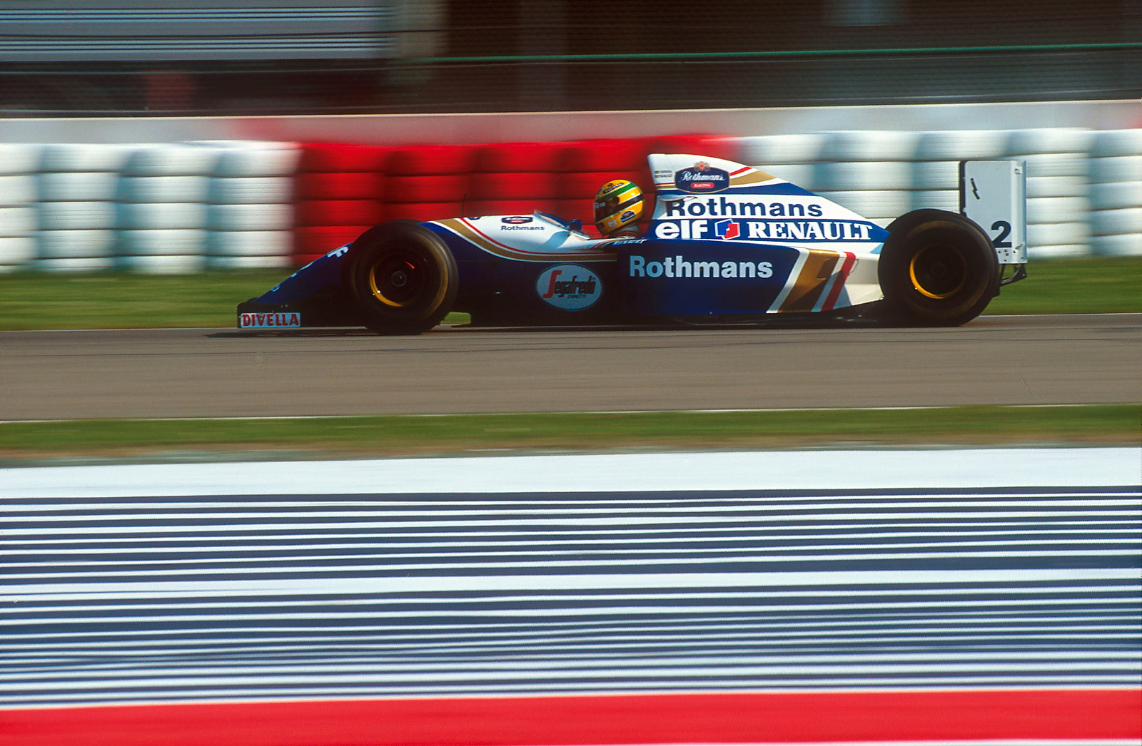 Picture special: Ayrton Senna in F1 - Image 18