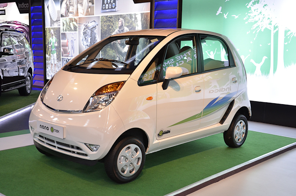 Tata unveils Nano emax CNG