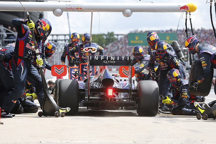 FIA announces pitlane clampdown