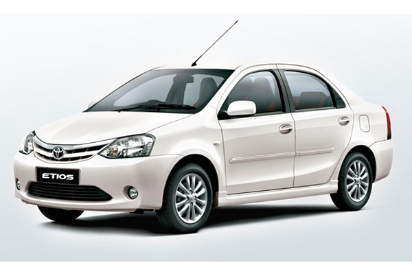 etios liva toy car