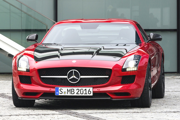 Mercedes-Benz SLS AMG GT Final Edition uncovered - Image 2