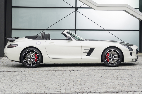 Mercedes-Benz SLS AMG GT Final Edition uncovered - Image 4