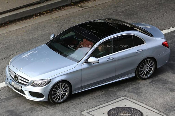 New Mercedes C-Class spied undisguised