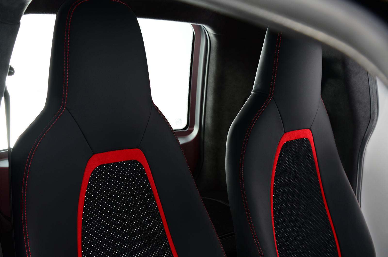 Yamaha unveils Gordon Murray city car - Image 7