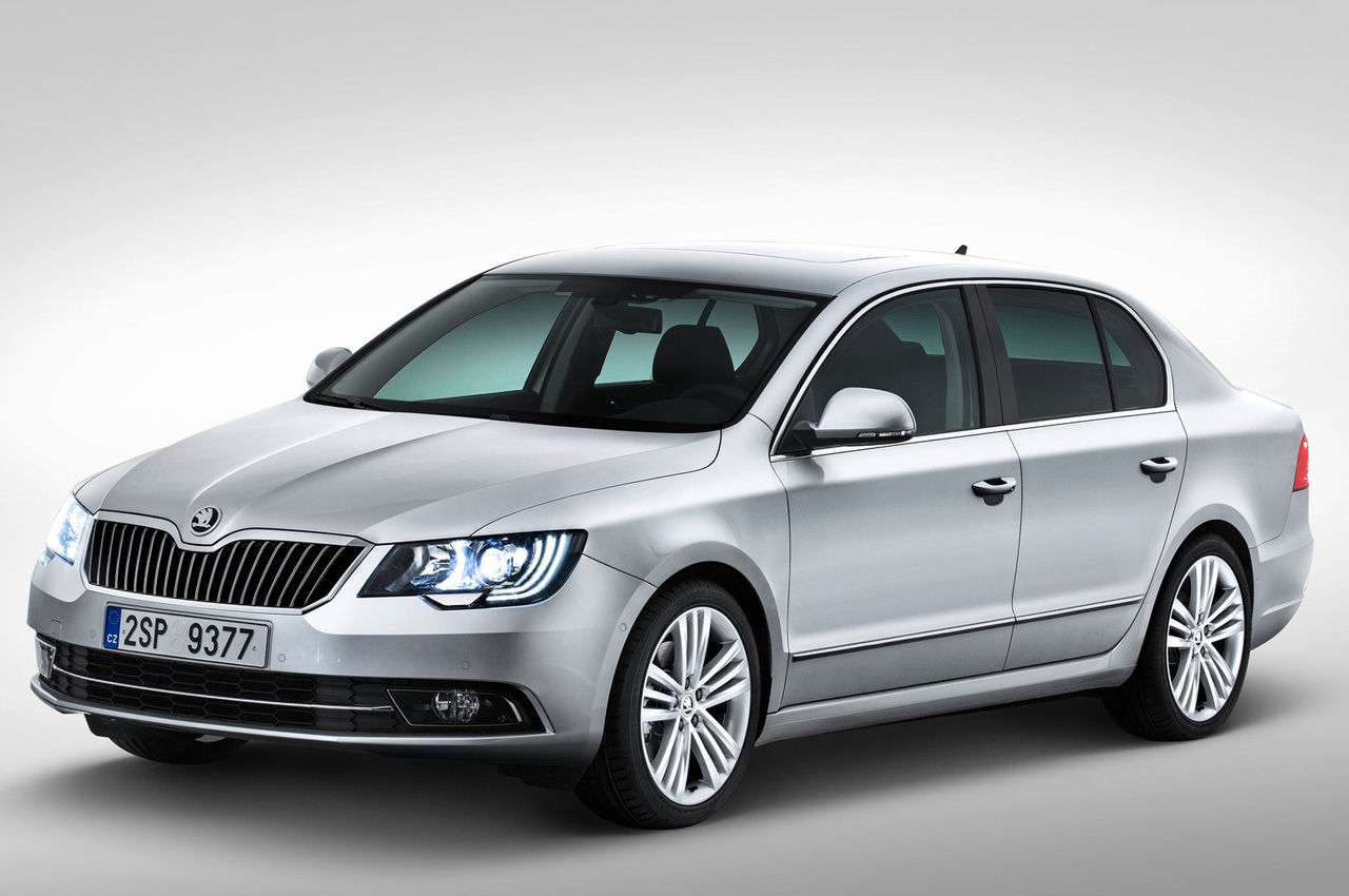 Skoda Superb facelift coming soon - Image 1