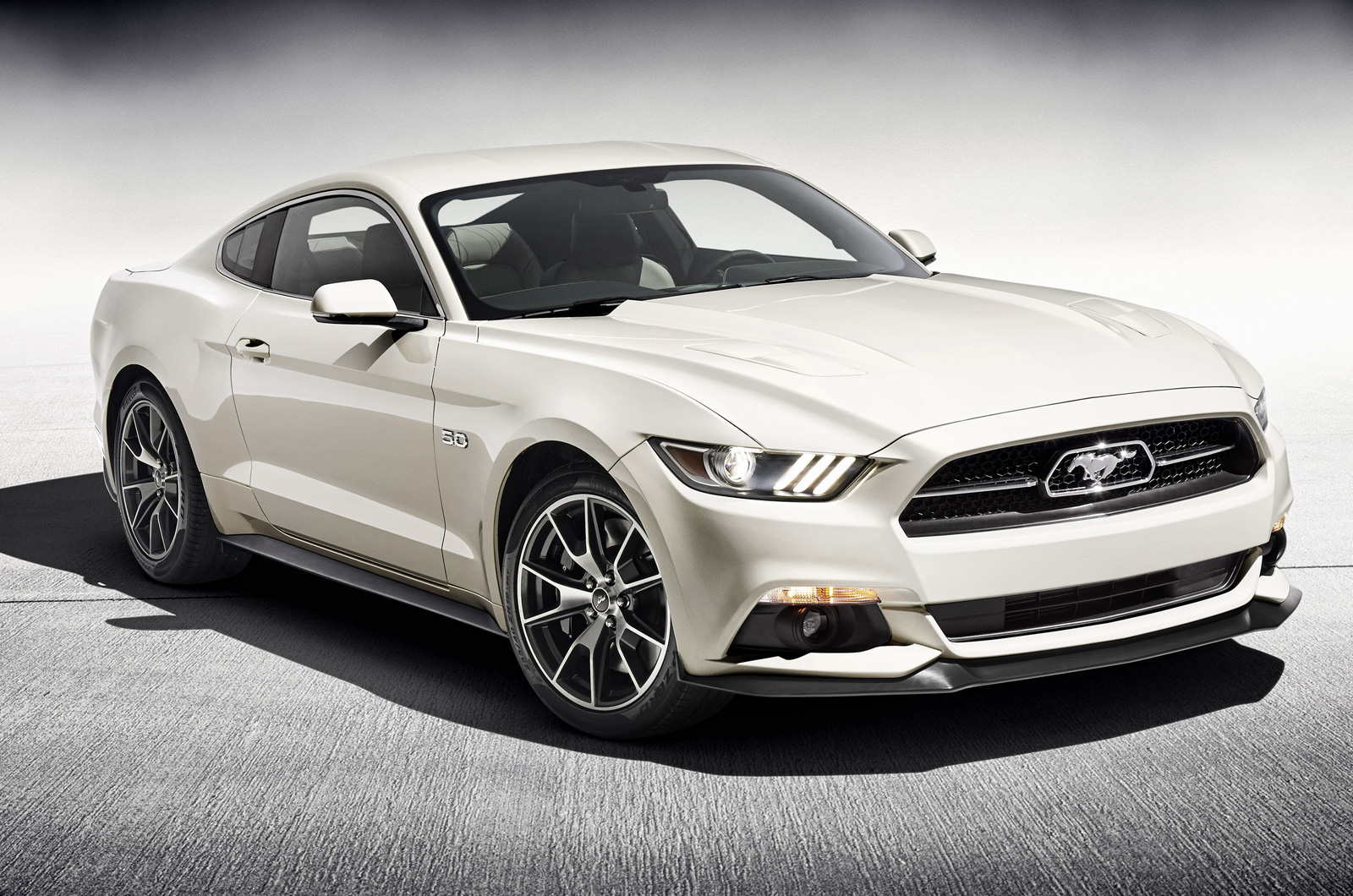 New York 2014: Ford Mustang 50th Anniversary edition revealed - Image 1