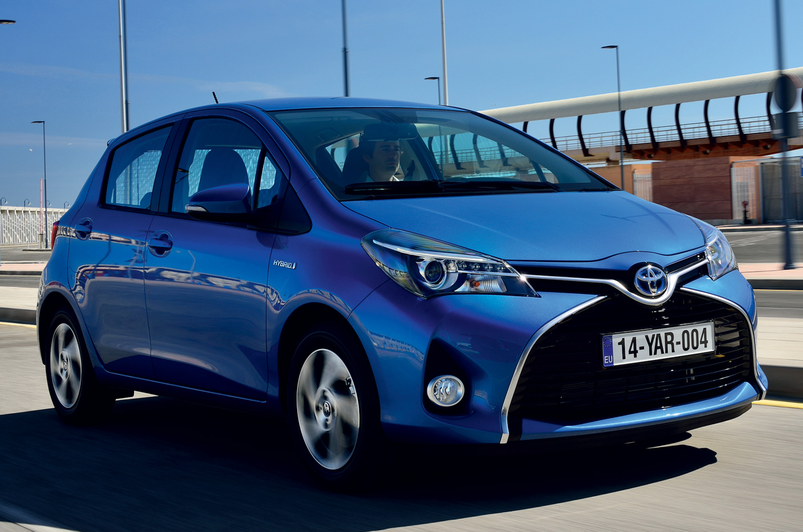 Toyota Yaris facelift unveiled - Image 2