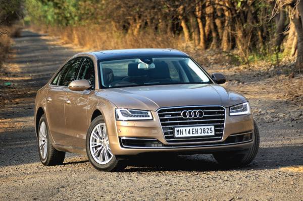 Mercedes-Benz S 350 CDI vs rivals: Specification comparison - Image 4