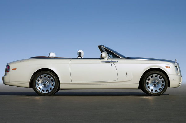 Rolls-Royce working on a new convertible model
