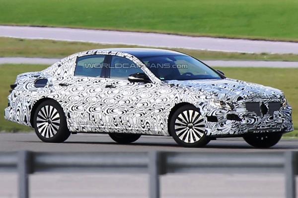 New Mercedes E-class under development
