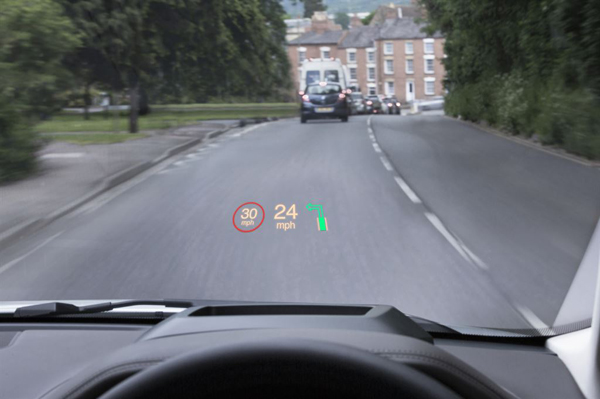 Range Rover Evoque gets laser Heads-Up Display - Image 2