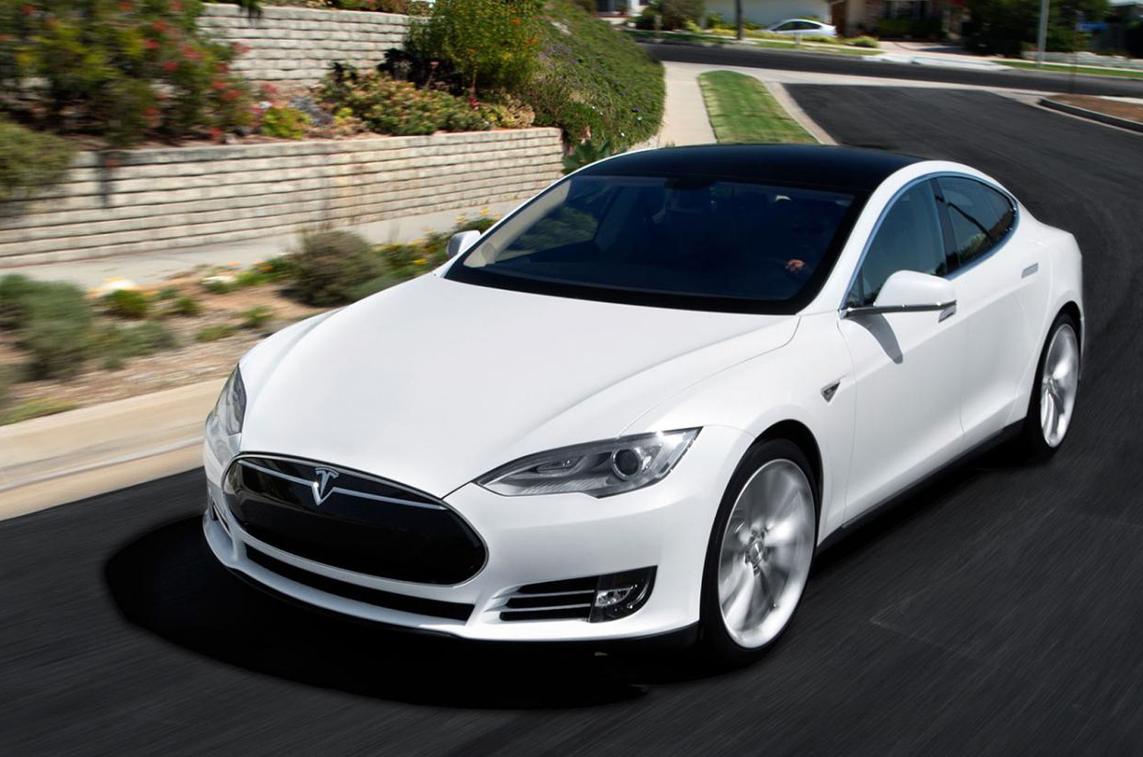 Tesla model s played