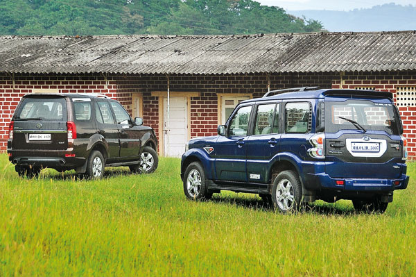 New Mahindra Scorpio vs Tata Safari Storme comparison - Image 4