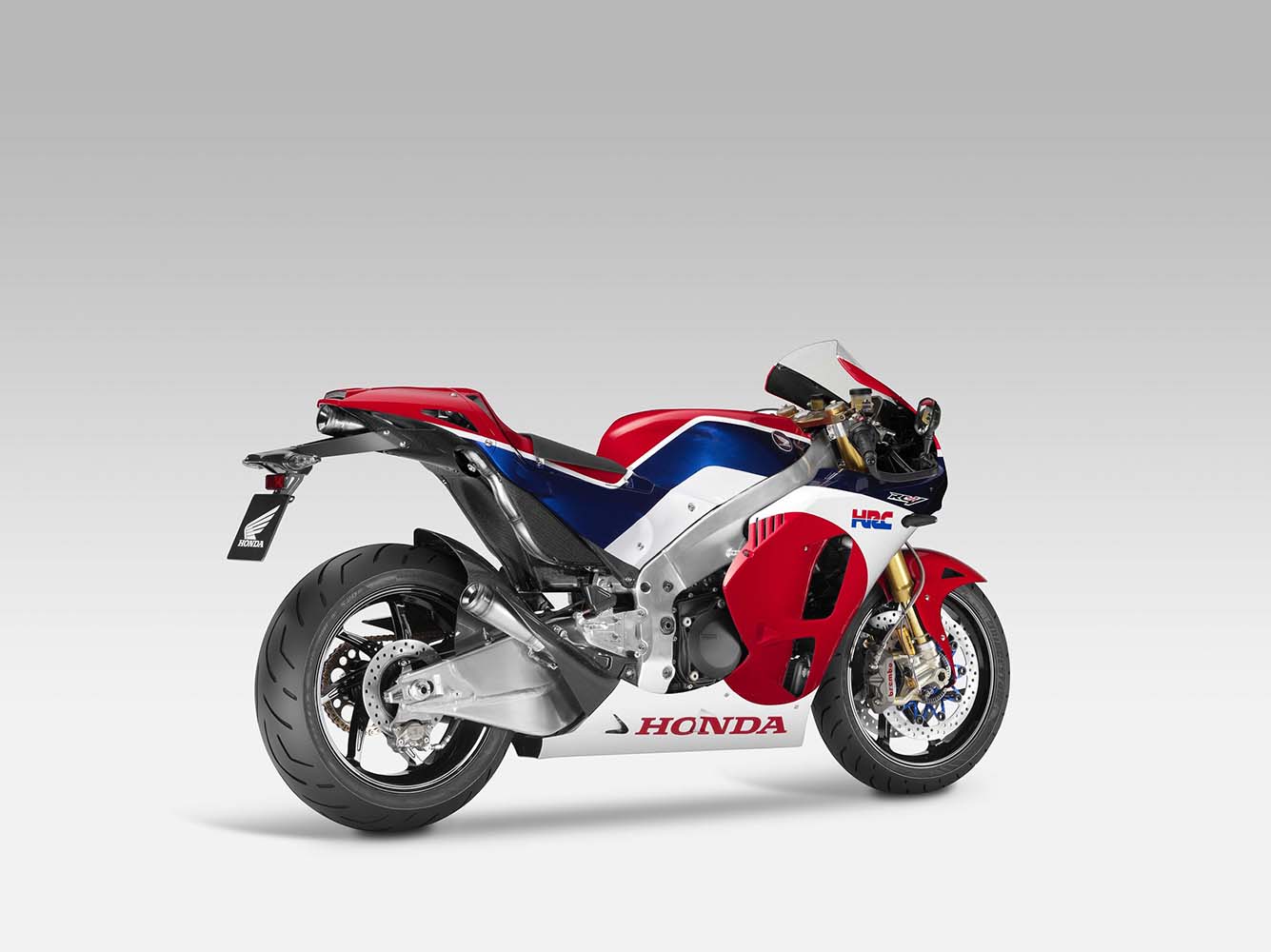 Honda unveils RC213V-S - a road version of MotoGP bike - Image 2