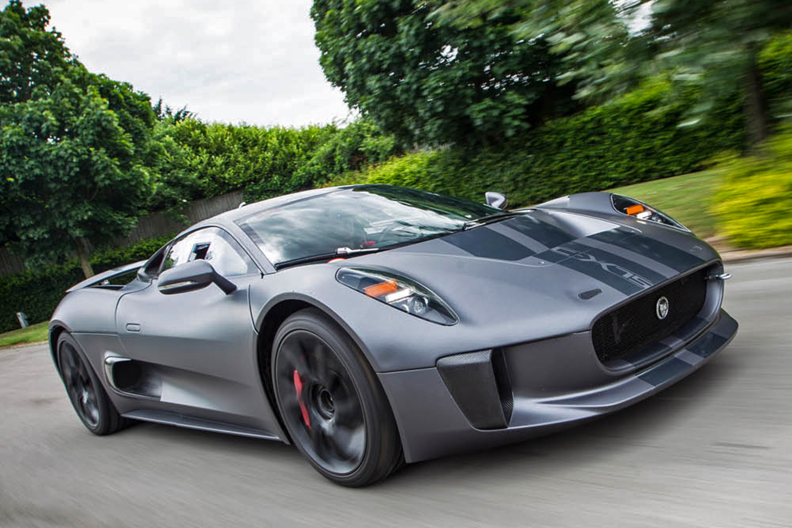Jaguar C-X75 to feature in next Bond movie