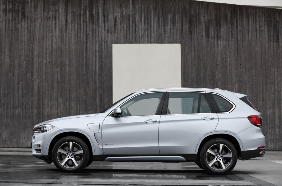 BMW X5 plug-in hybrid revealed - Image 17