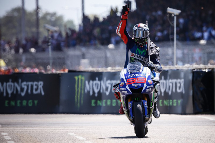 MotoGP Lemans: Lorenzo leads Rossi for Yamaha 1-2 | Autocar India