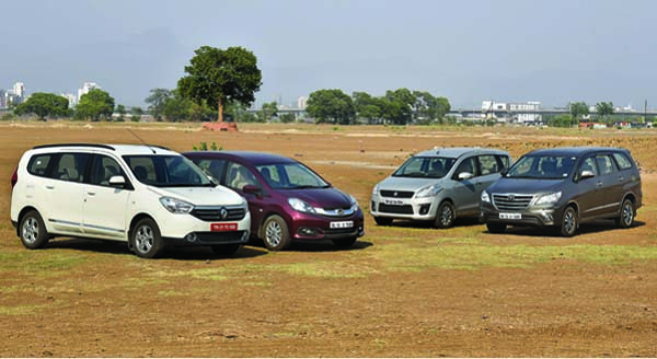 Renault Lodgy vs Honda Mobilio vs Maruti Ertiga vs Toyota Innova