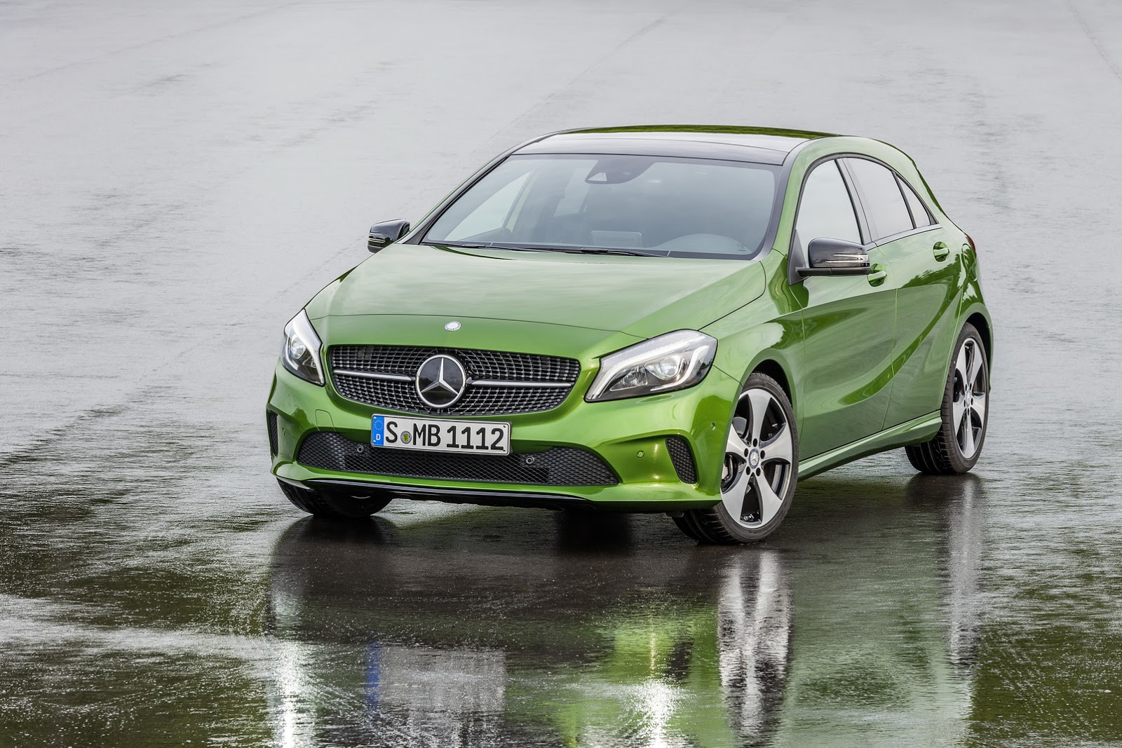 Mercedes A-class facelift unveiled
