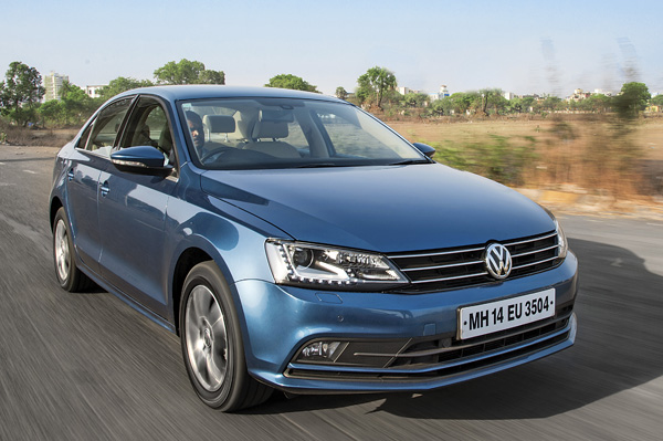 Hyundai Elantra diesel vs Volkswagen Jetta comparison - Image 2