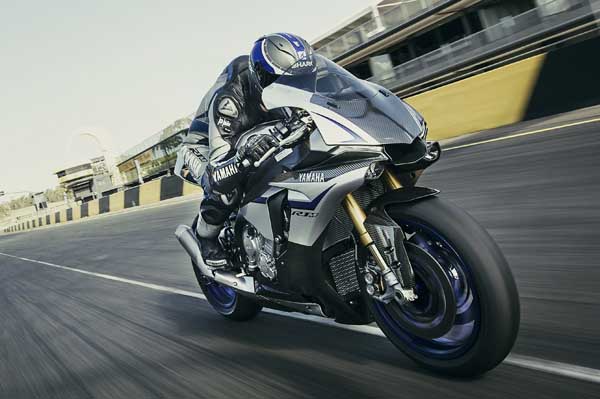 Yamaha to open bookings for 2016 YZF-R1M