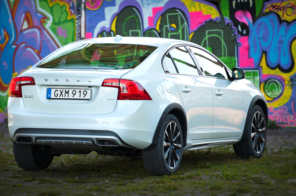 SCOOP! Volvo S60 Cross Country India bound - Image 3