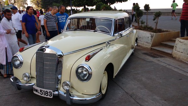 The Mercedes Classic Car Rally 2015 - Image 9