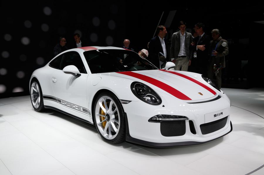 Porsche 911 R unveiled at Geneva Motor Show
