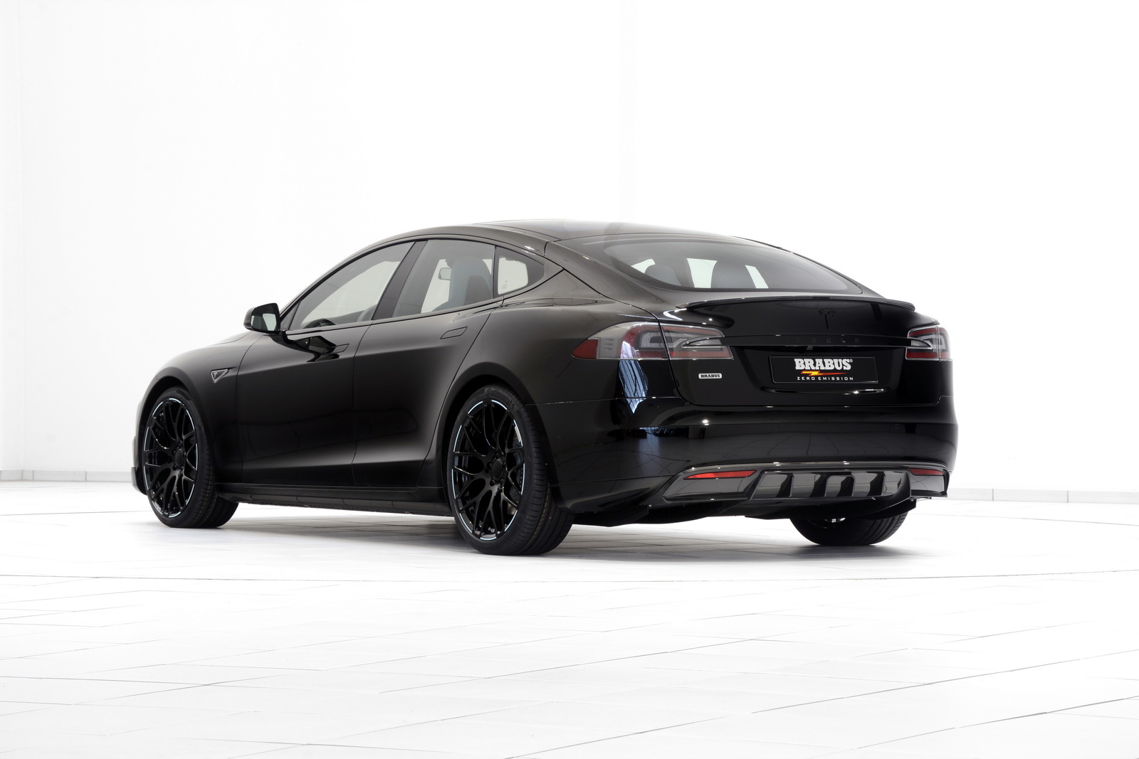 Tesla Model S by Brabus revealed - Image 2